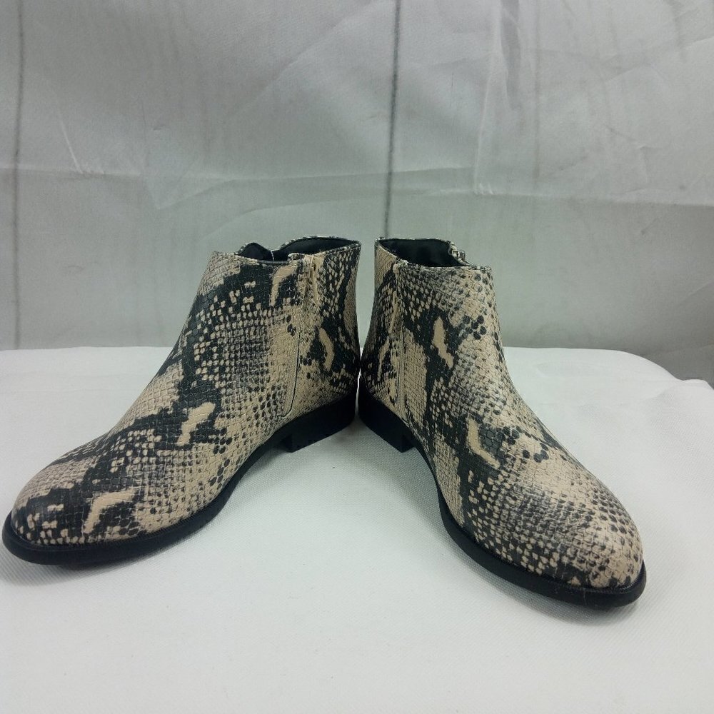 Time and Tru Snakeskin Booties Size 7.5W